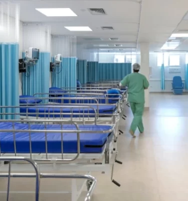 Venta e Instalación de Pisos Hospitalarios para Emergencias